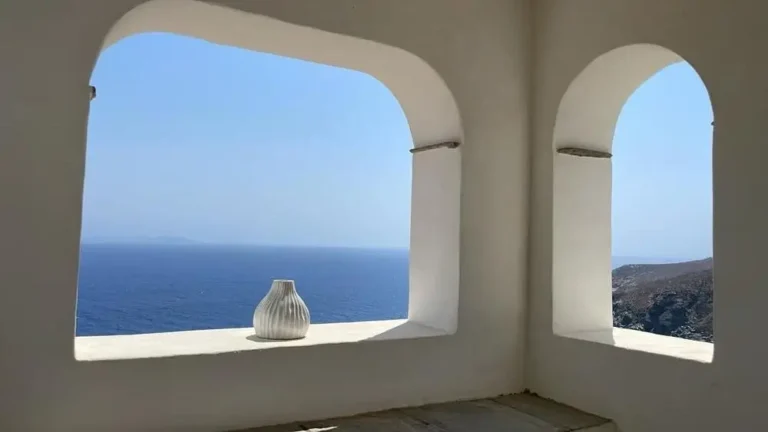 Houses - Properties in Greece